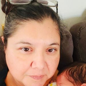 Meet your Posher, Cynthia